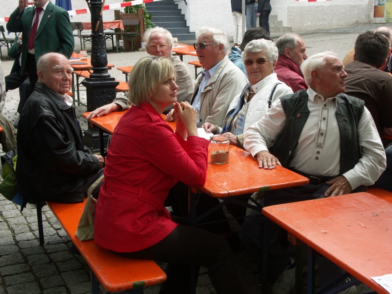 07.06.2009: Chor beim Maifest in Zwingenberg